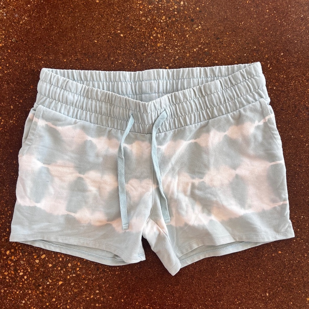 Comfortable Isabel summer maternity shorts